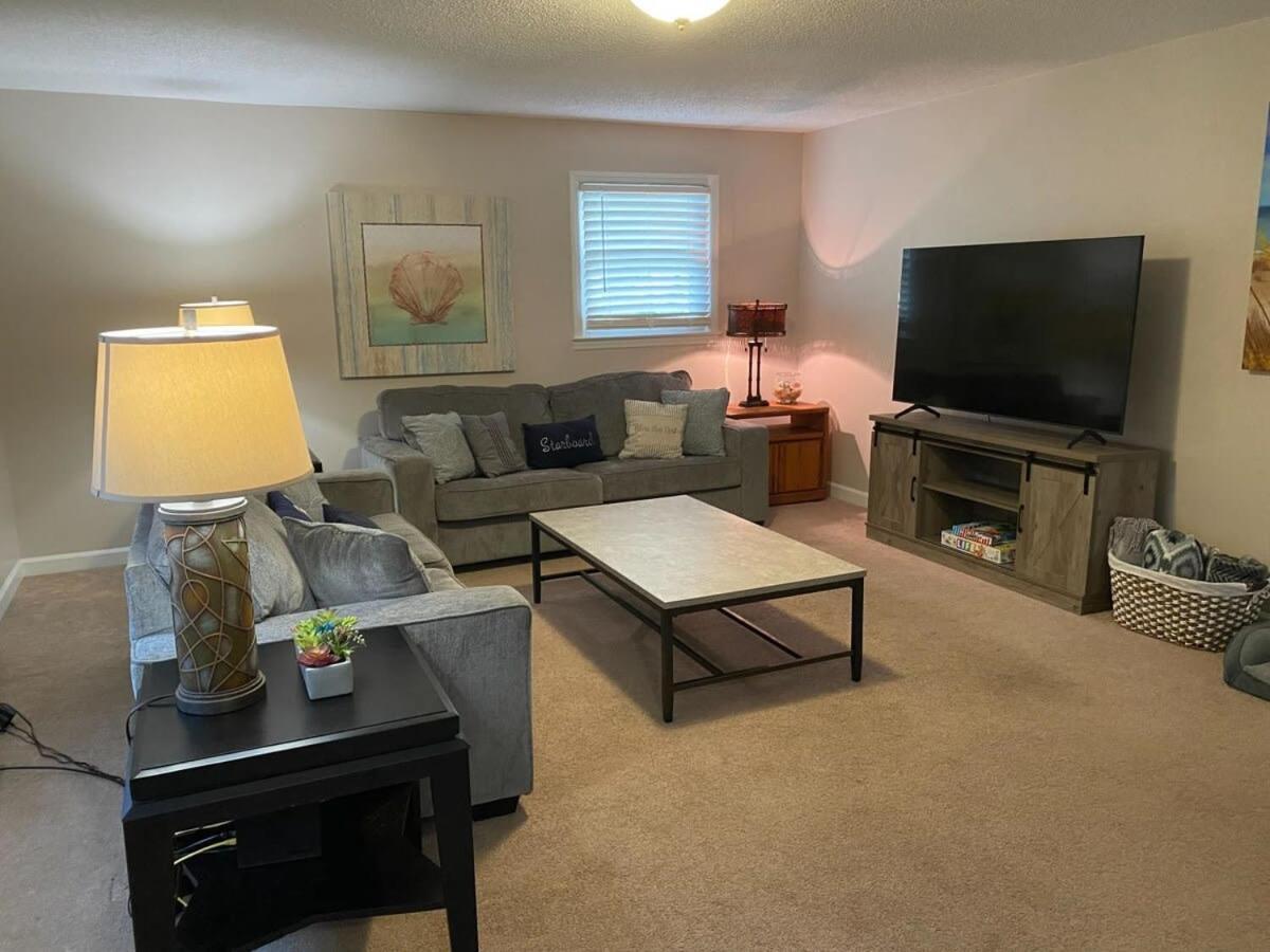 2Br Pet Friendly Home In Sneads Ferry With Parking المظهر الخارجي الصورة