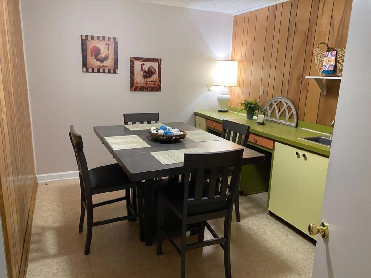 2Br Pet Friendly Home In Sneads Ferry With Parking المظهر الخارجي الصورة