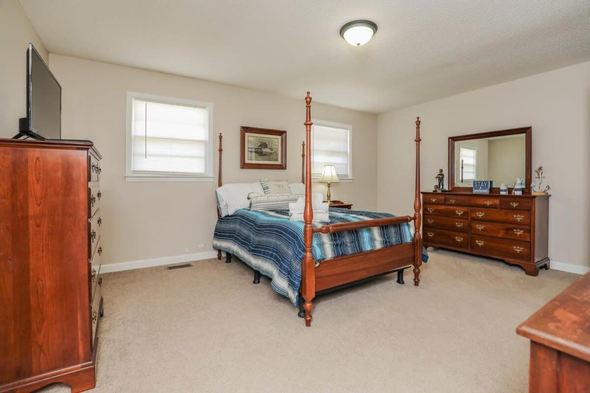 2Br Pet Friendly Home In Sneads Ferry With Parking المظهر الخارجي الصورة