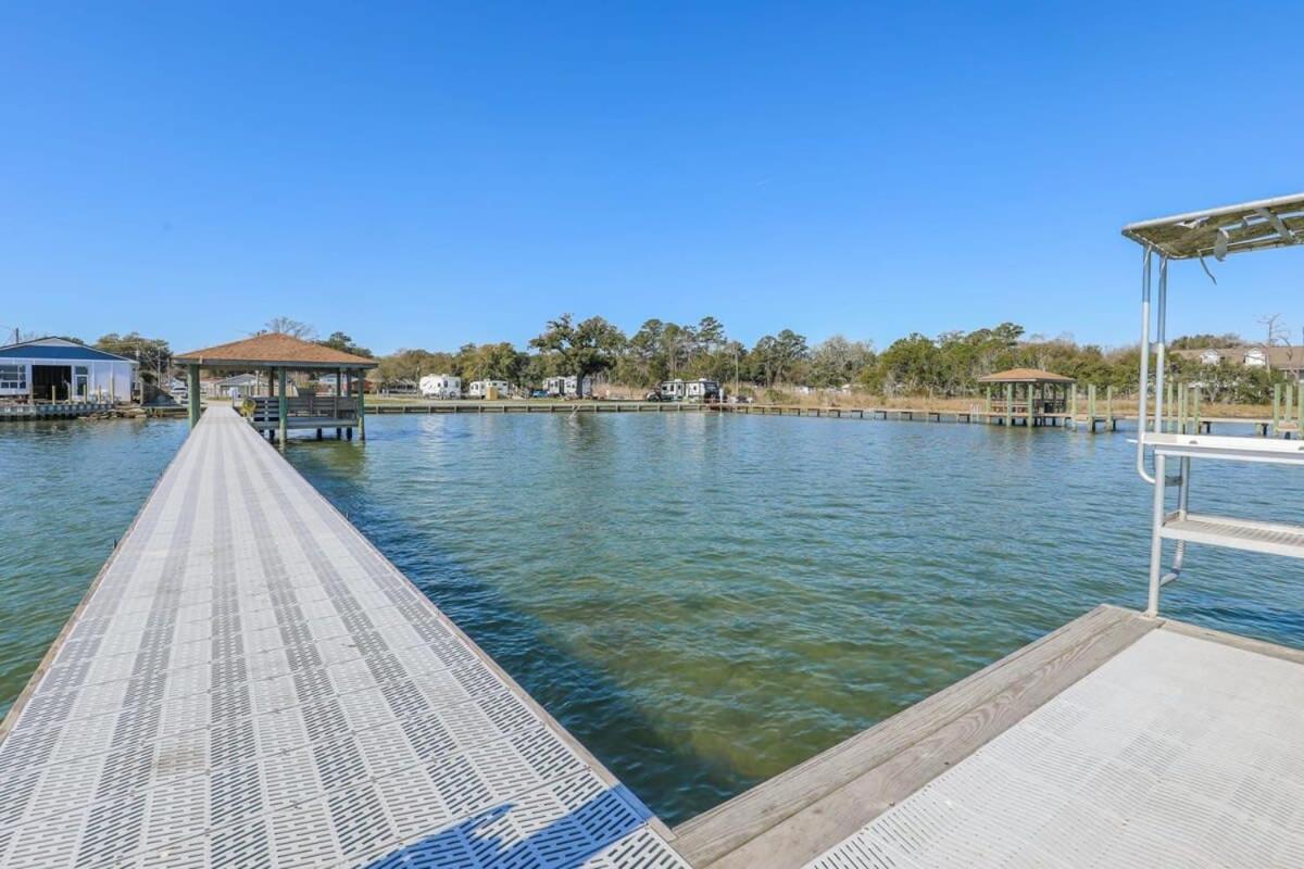 2Br Pet Friendly Home In Sneads Ferry With Parking المظهر الخارجي الصورة