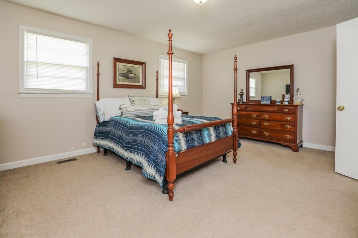 2Br Pet Friendly Home In Sneads Ferry With Parking المظهر الخارجي الصورة