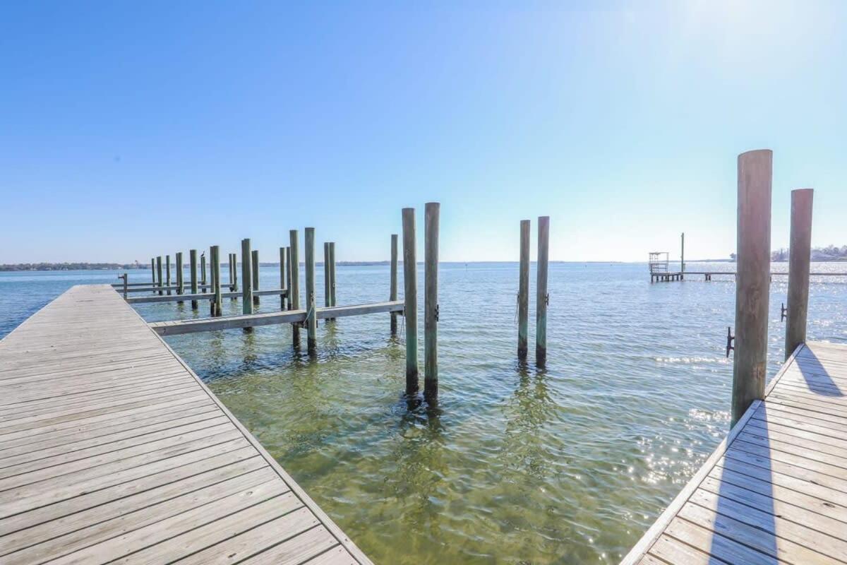 2Br Pet Friendly Home In Sneads Ferry With Parking المظهر الخارجي الصورة